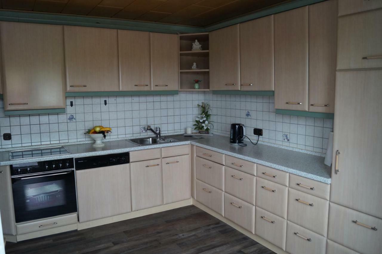 Ferien-/Monteurwohnung Am Ring Штайнау-ан-дер-Штрасе Экстерьер фото