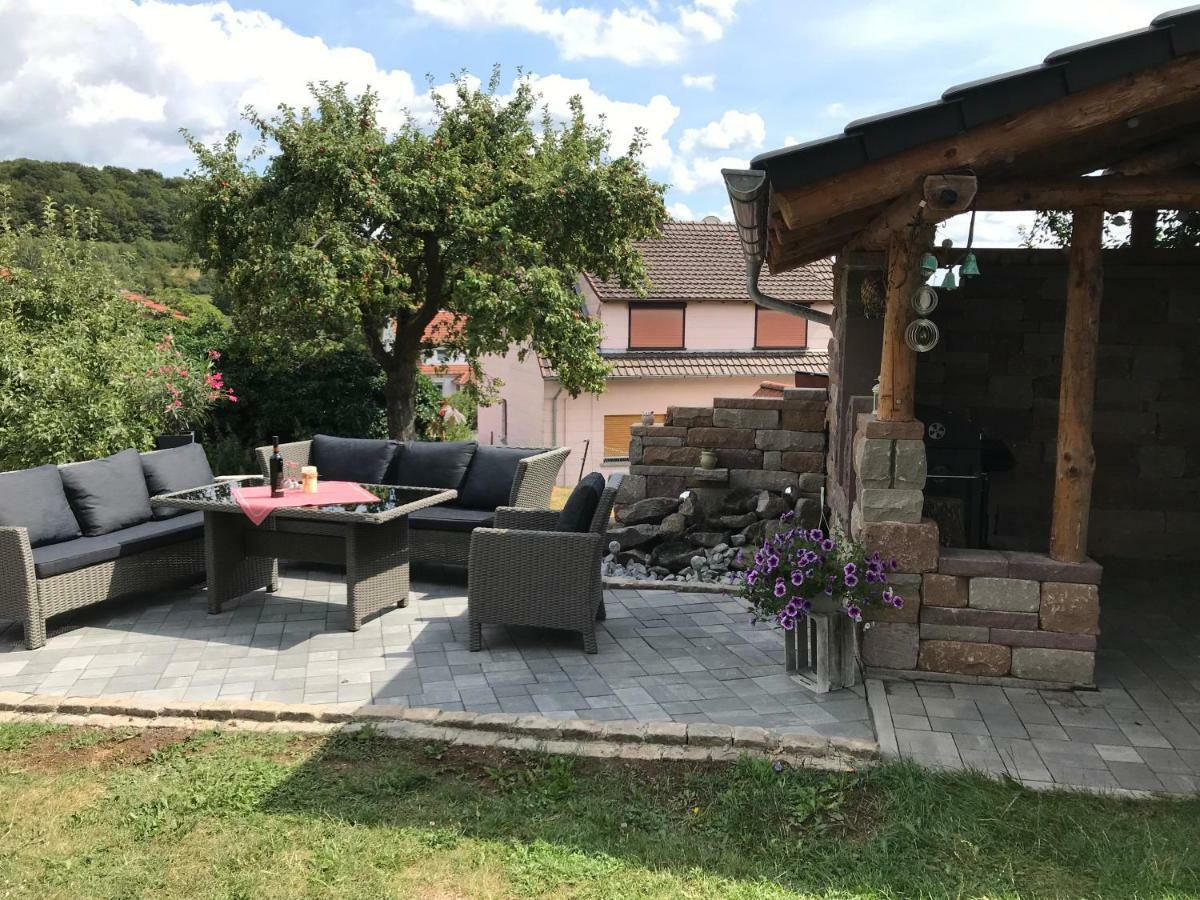 Ferien-/Monteurwohnung Am Ring Штайнау-ан-дер-Штрасе Экстерьер фото
